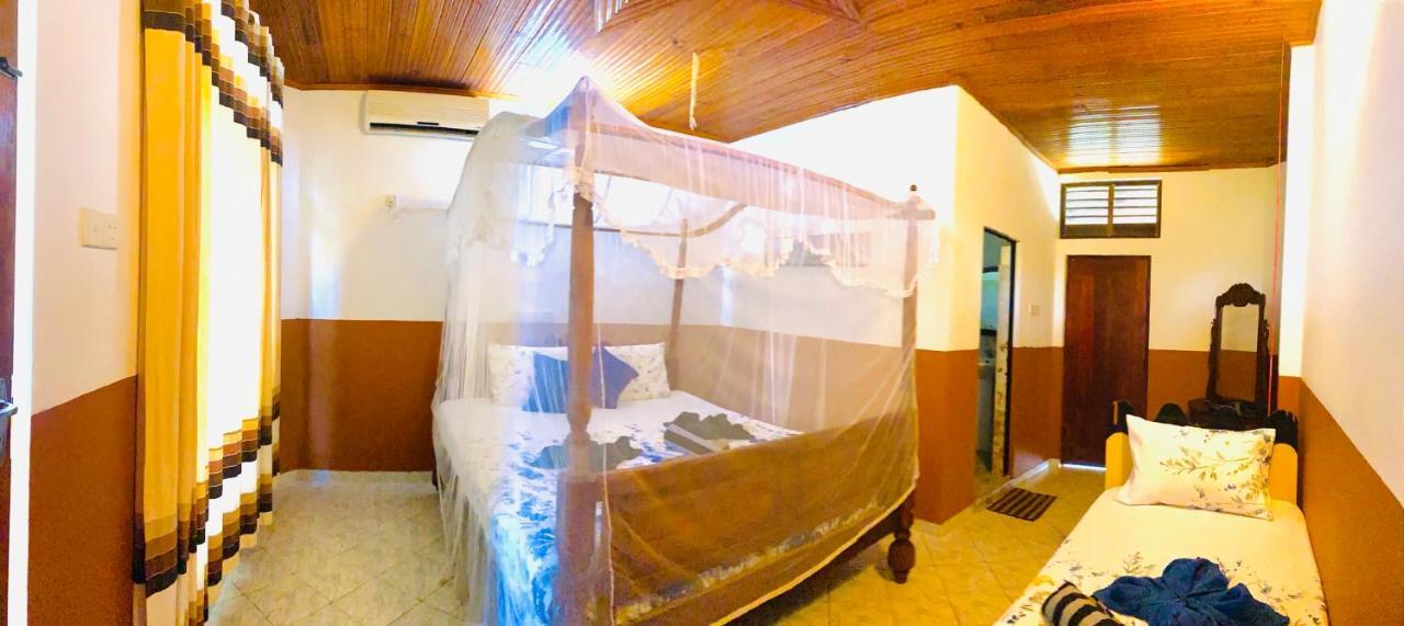 The Lion Rock Hotel Sigiriya Exterior photo